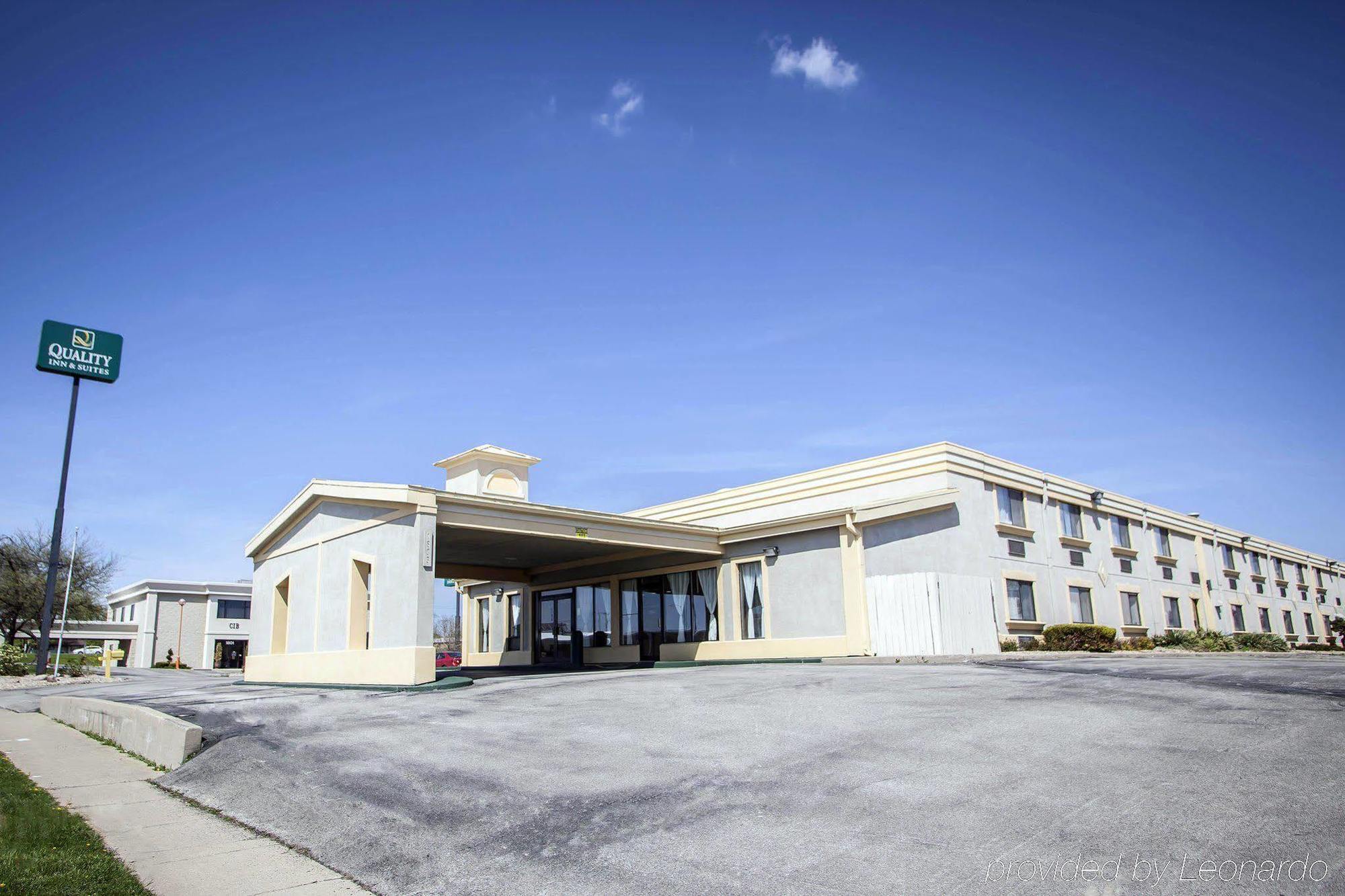 Quality Inn & Suites Bloomington University Area Екстериор снимка